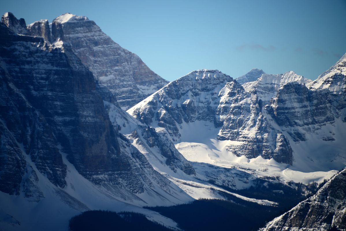 22H Neptuak Mountain and Wastach Mountain From Lake Louise Ski Area